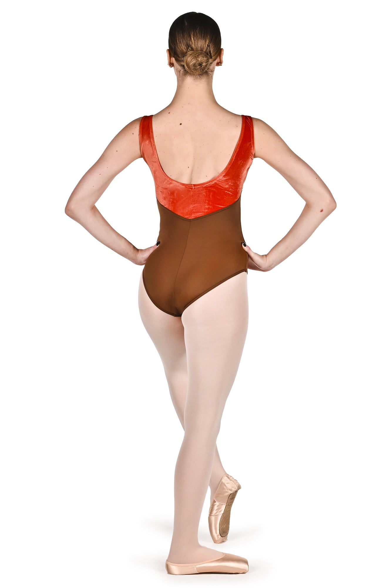 Body taneczne Sara Velvet B6802